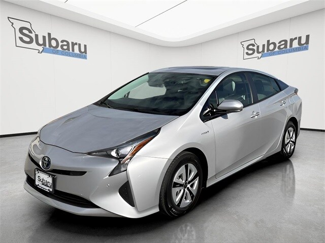 2018 Toyota Prius Four photo 3