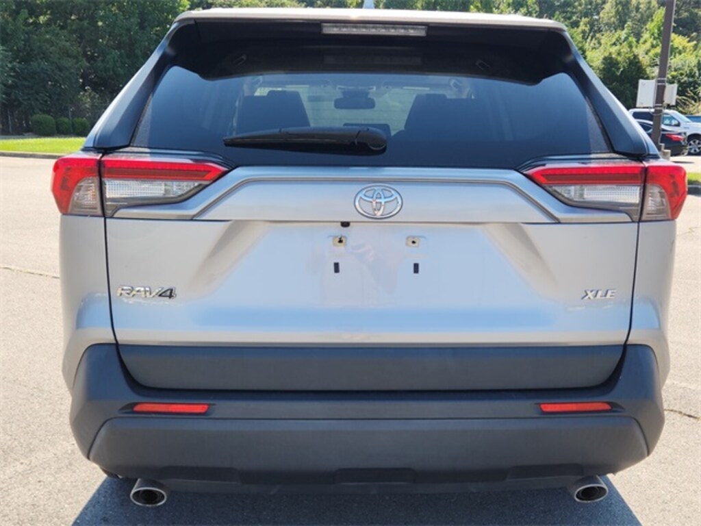 Used 2019 Toyota RAV4 XLE SUV