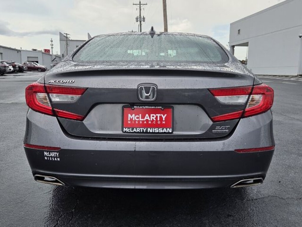 Used 2019 Honda Accord Touring 2.0T Sedan