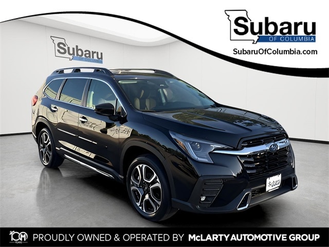 2025 Subaru Ascent Touring's photo