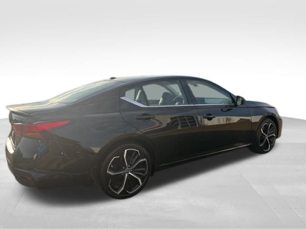 Certified 2024 Nissan Altima 2.5 SR Sedan