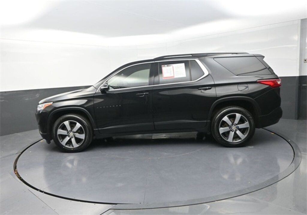 Used 2020 Chevrolet Traverse LT Leather SUV