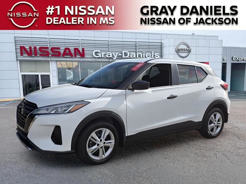 Used 2025 Nissan Kicks Play S SUV