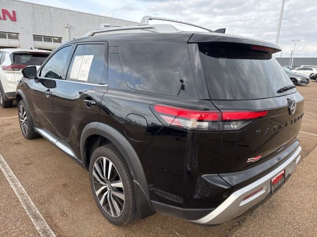 Certified 2024 Nissan Pathfinder Platinum SUV