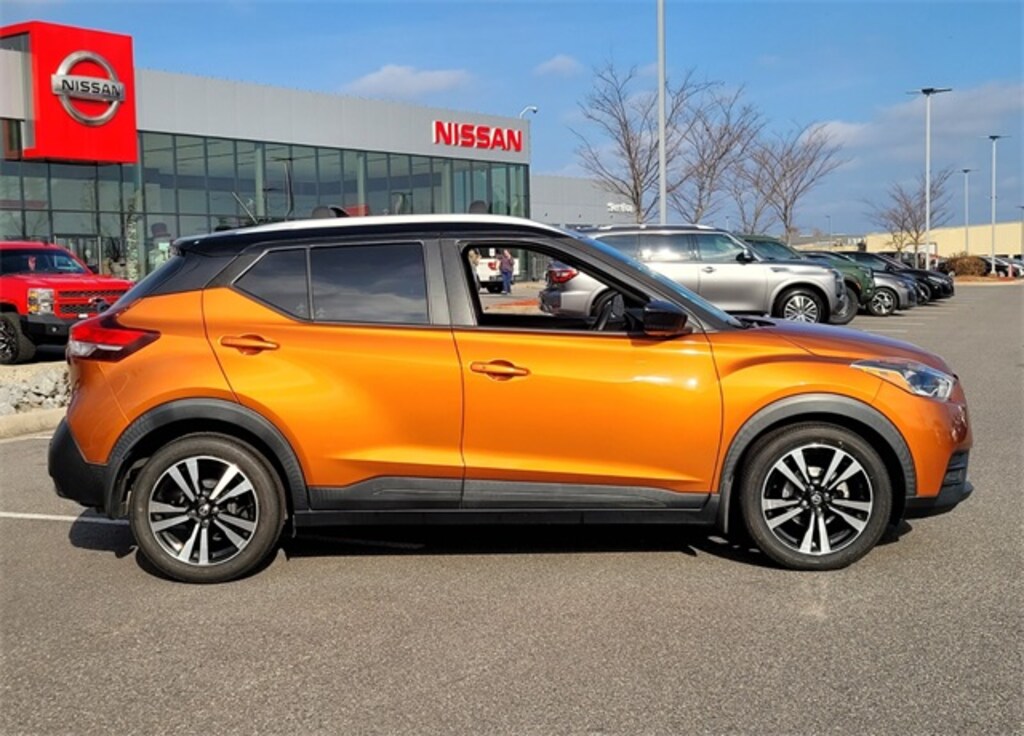 Used 2020 Nissan Kicks SV SUV