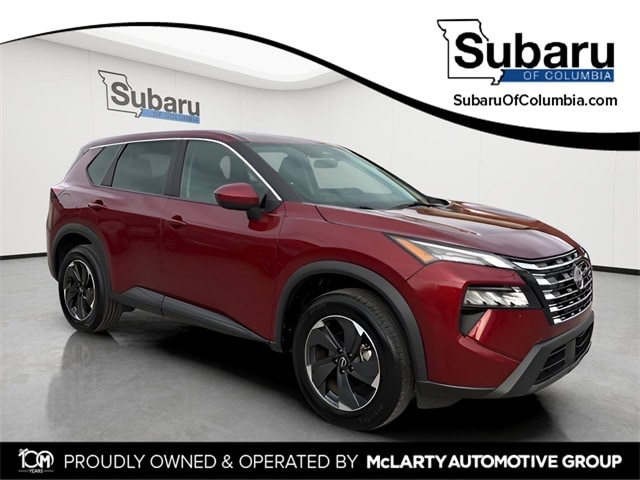 2024 Nissan Rogue SV's photo
