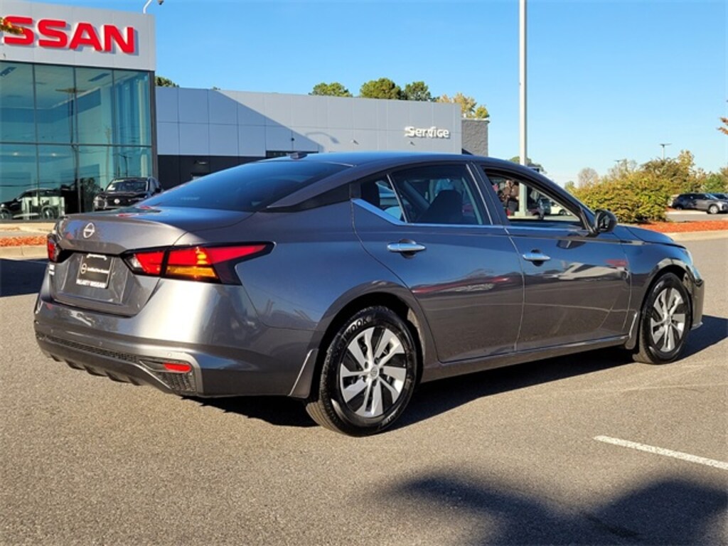 Certified 2025 Nissan Altima S Sedan