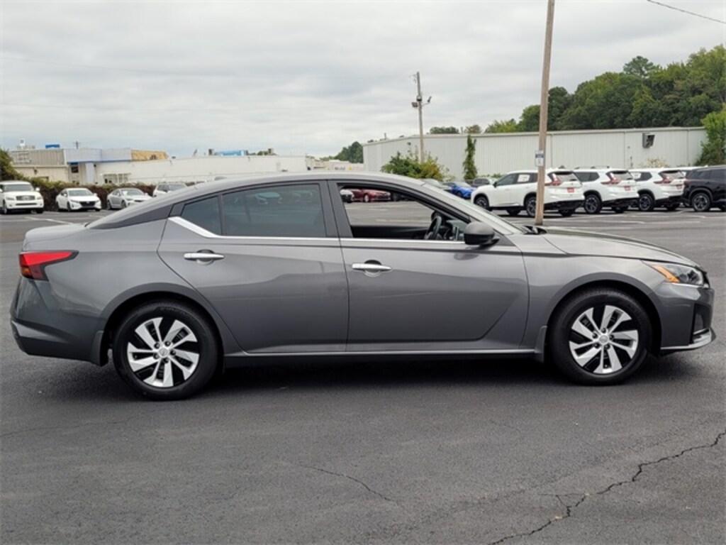 Used 2025 Nissan Altima S Sedan