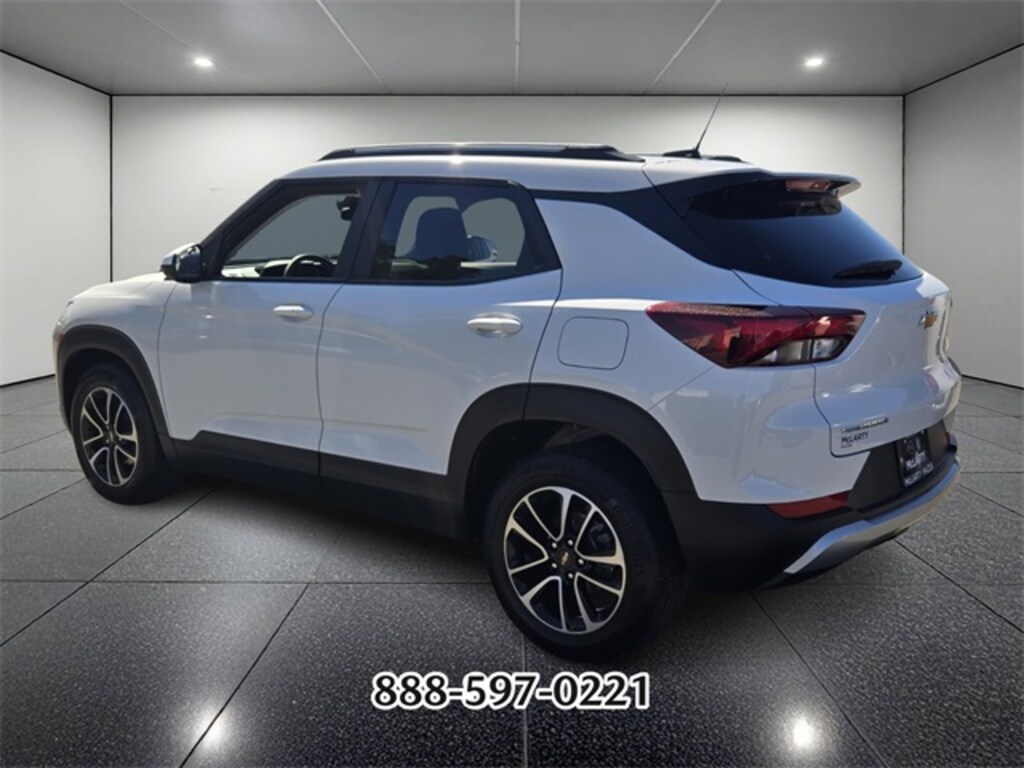 Used 2025 Chevrolet Trailblazer LT SUV