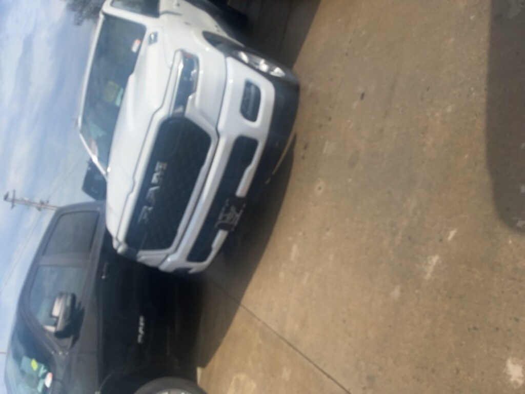 Used 2023 Jeep Grand Cherokee Limited SUV