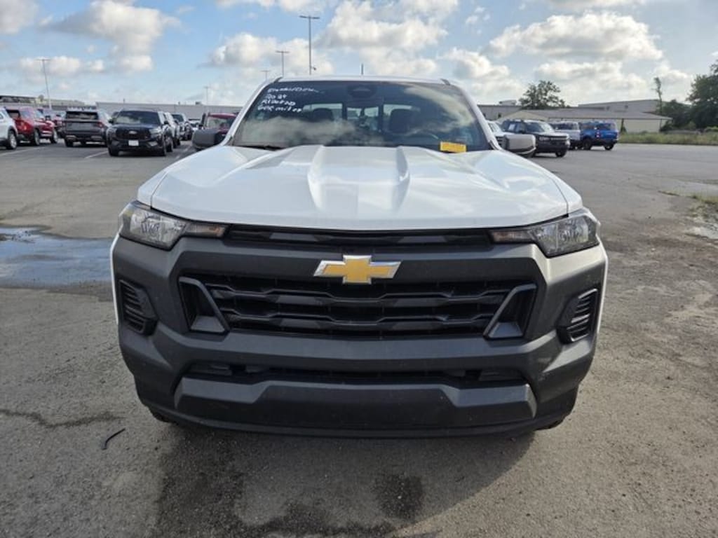 Used 2024 Chevrolet Colorado WT Truck Crew Cab