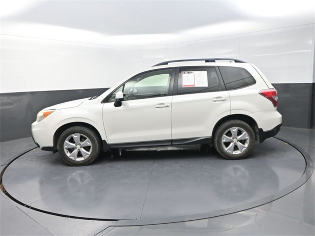Used 2015 Subaru Forester 2.5i Premium (CVT) SUV