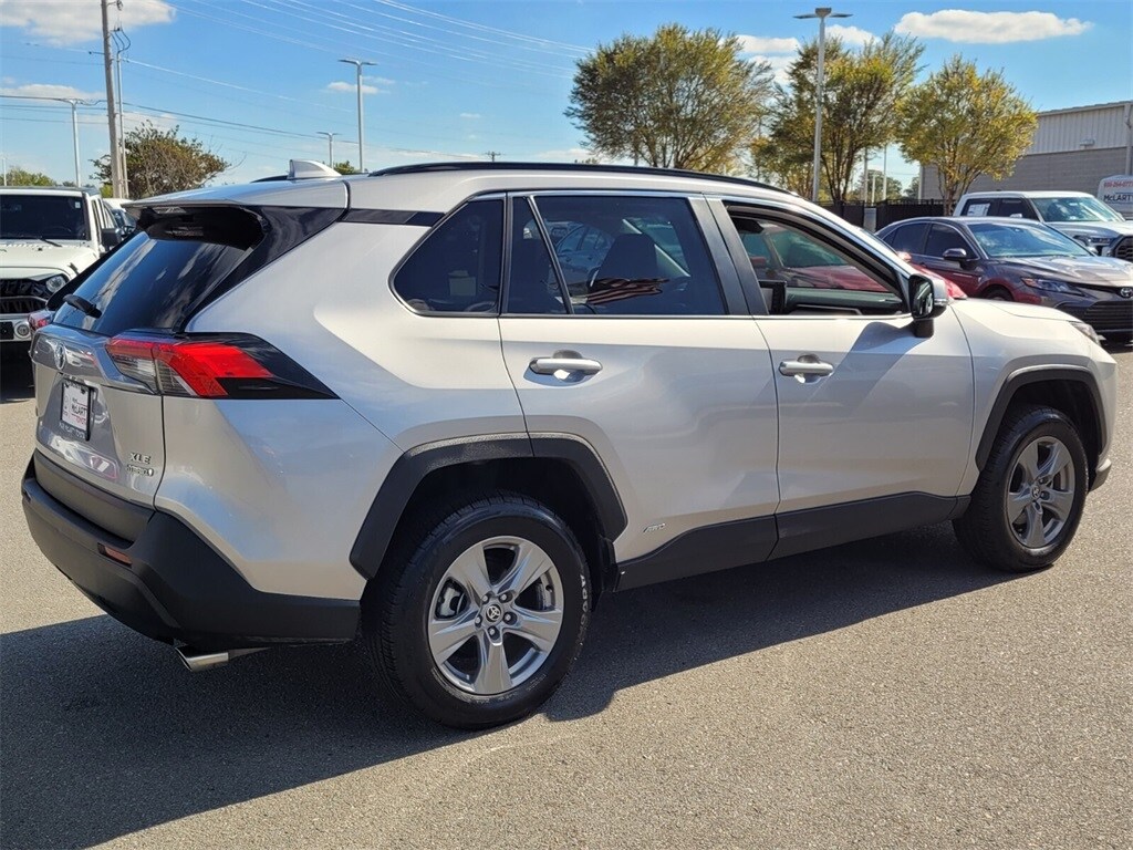 Used 2022 Toyota RAV4 Hybrid XLE SUV