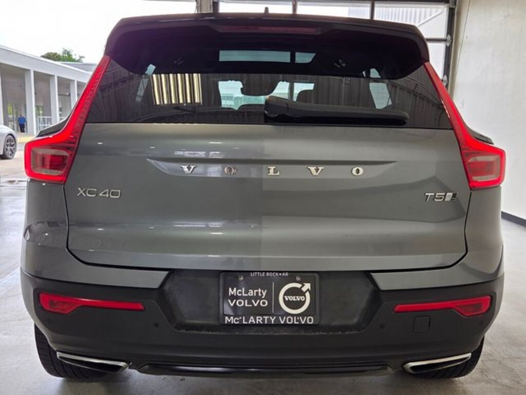 Used 2019 Volvo XC40 T5 R-Design SUV