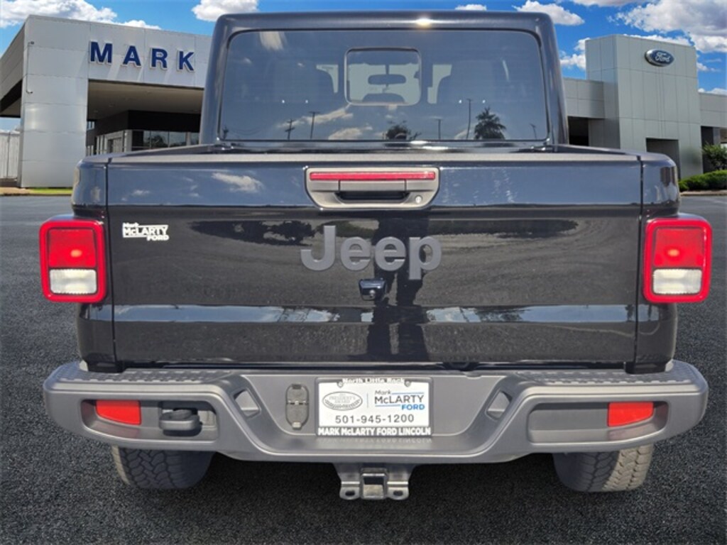 Used 2025 Jeep Gladiator Sport Truck Crew Cab