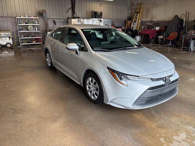 2024 Toyota Corolla LE CVT's photo