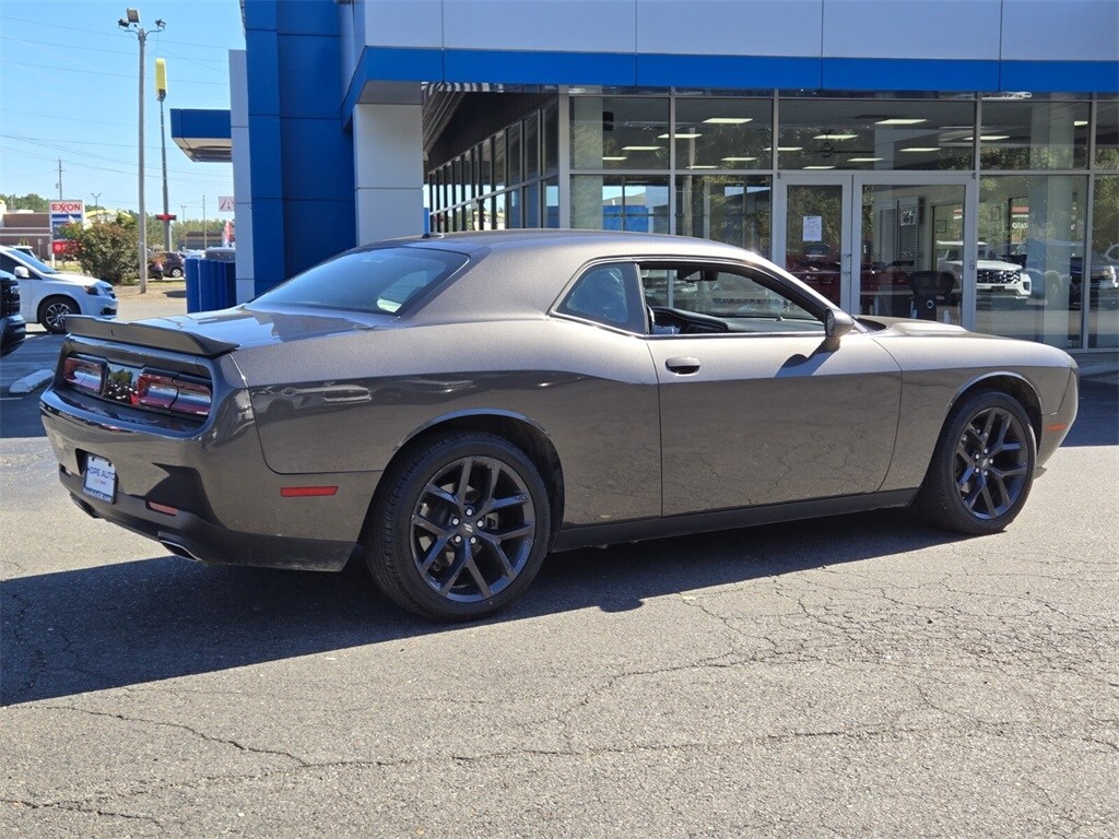 Used 2022 Dodge Challenger SXT Coupe