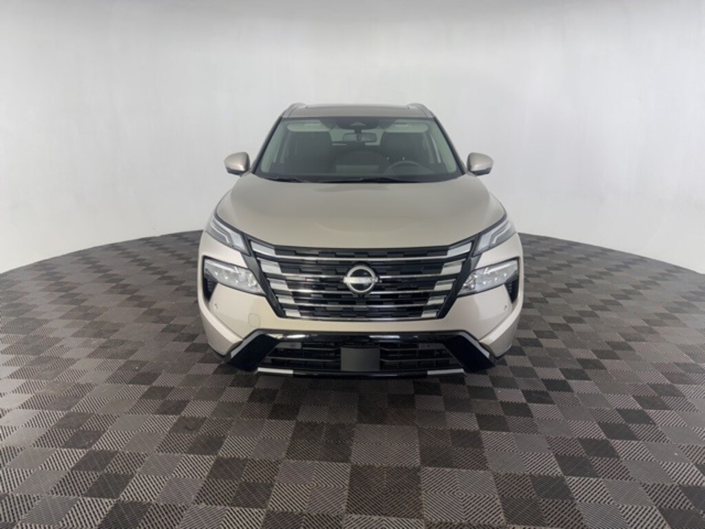 Used 2024 Nissan Rogue Platinum SUV