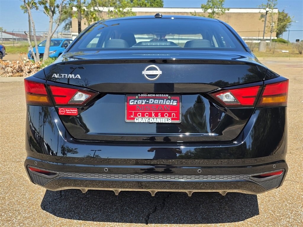 Used 2025 Nissan Altima S Sedan