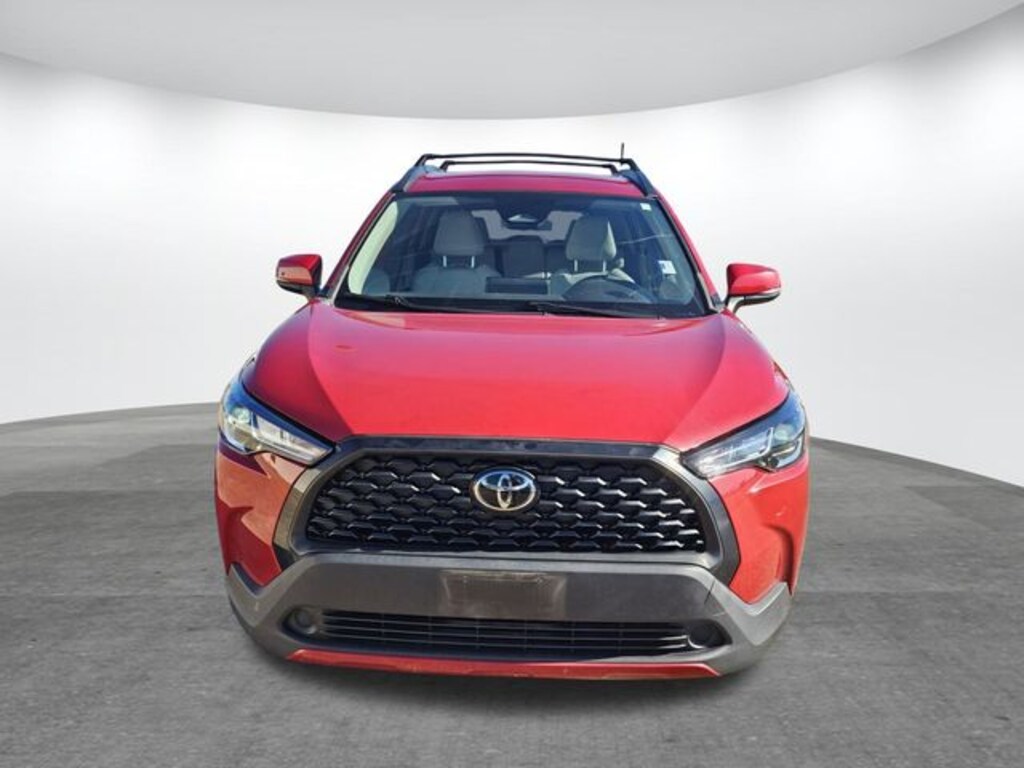 Used 2024 Toyota Corolla Cross LE SUV