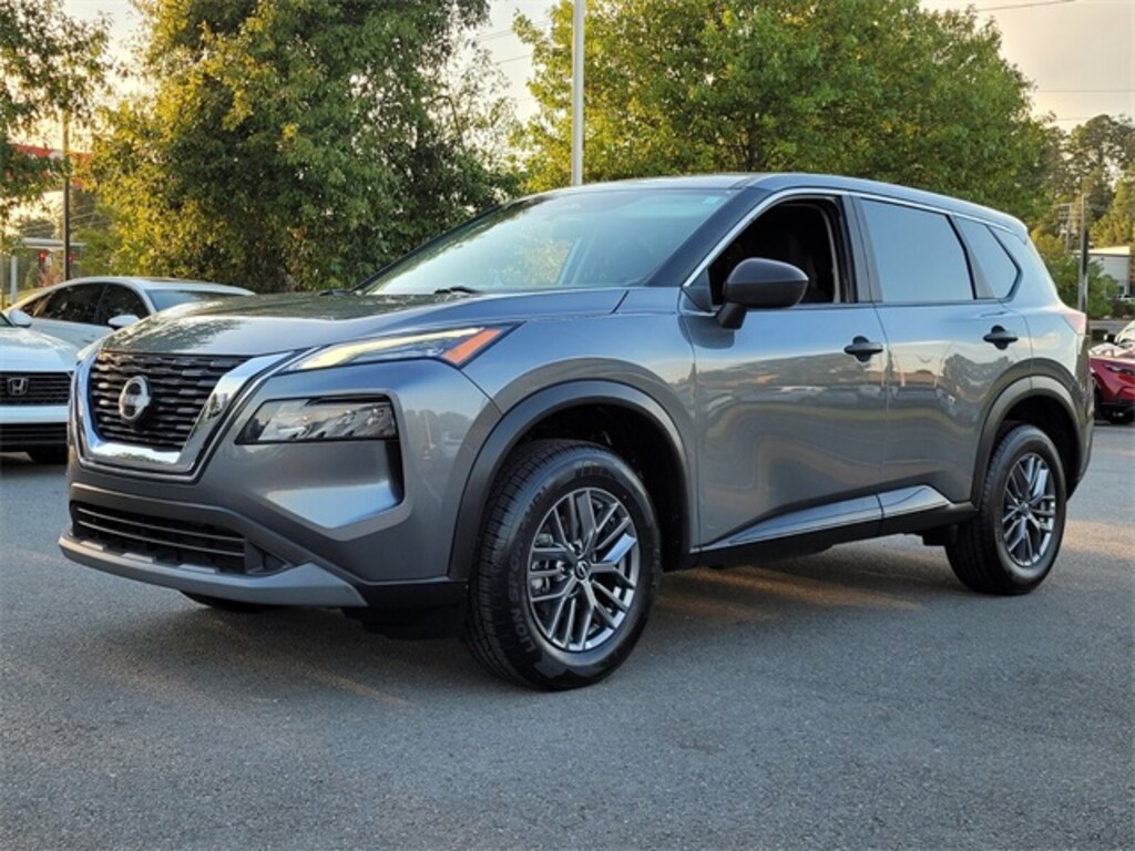 Used 2023 Nissan Rogue S SUV