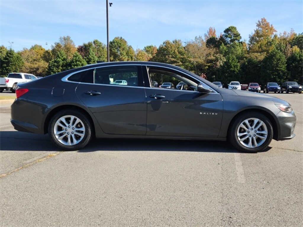 Used 2016 Chevrolet Malibu LT w/1LT Sedan