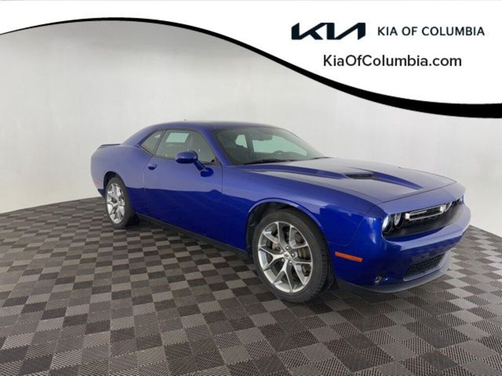 Used 2022 Dodge Challenger SXT Coupe
