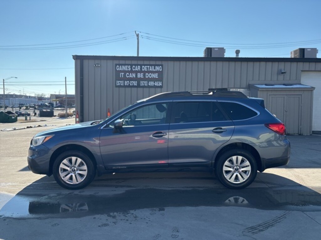 Used 2017 Subaru Outback 2.5i SUV