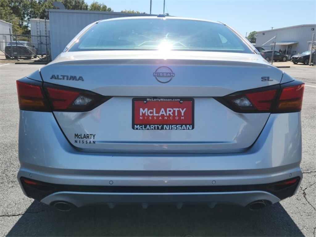 Used 2023 Nissan Altima 2.5 SL Sedan