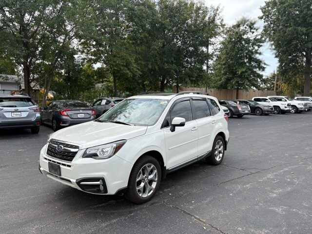 2018 Subaru Forester 2.5i Touring photo 2