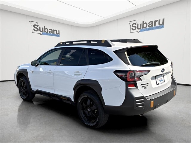 2023 Subaru Outback Wilderness photo 2