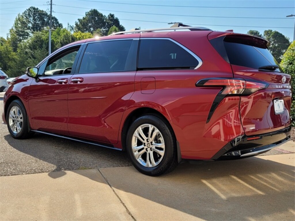 Used 2023 Toyota Sienna Platinum 7 Passenger Van Passenger Van