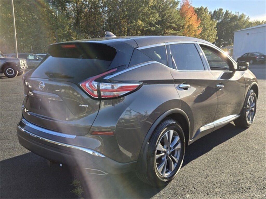 Used 2016 Nissan Murano S SUV