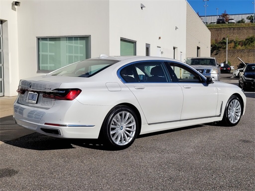 Used 2021 BMW 740i xDrive Sedan