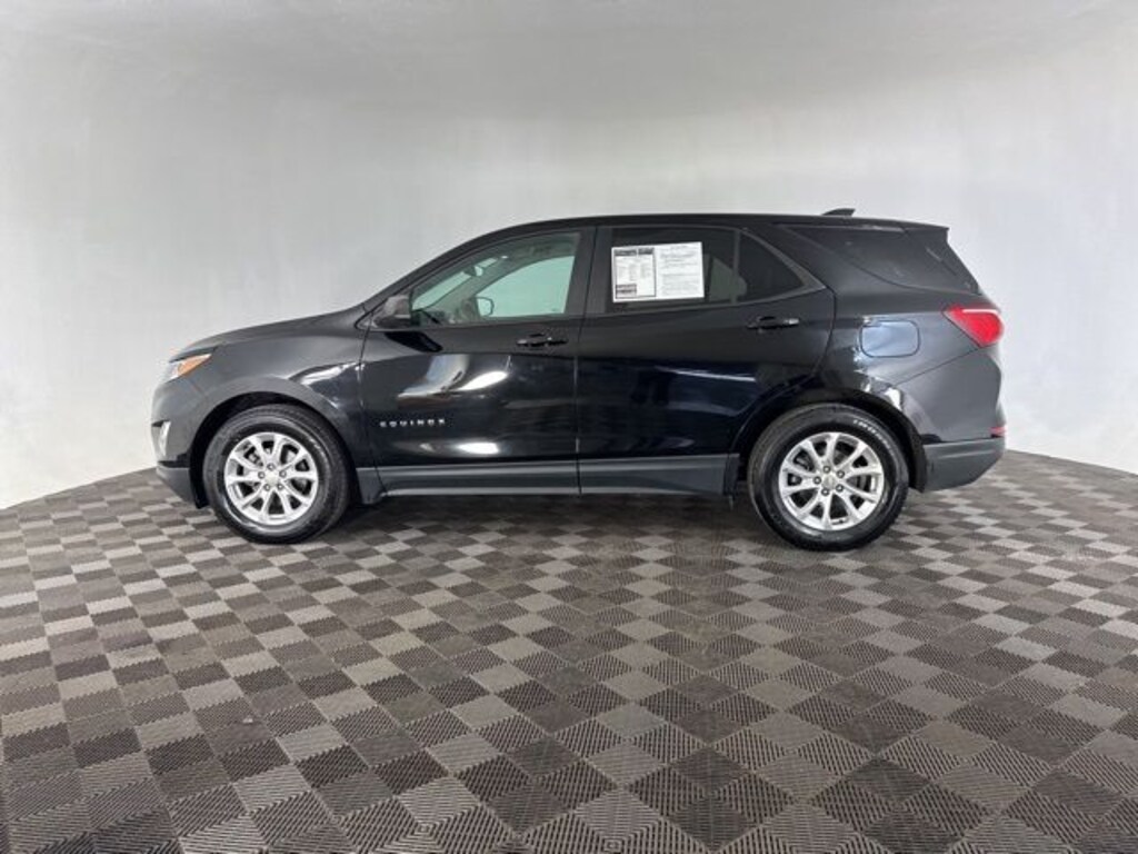 Used 2020 Chevrolet Equinox LS w/1LS SUV
