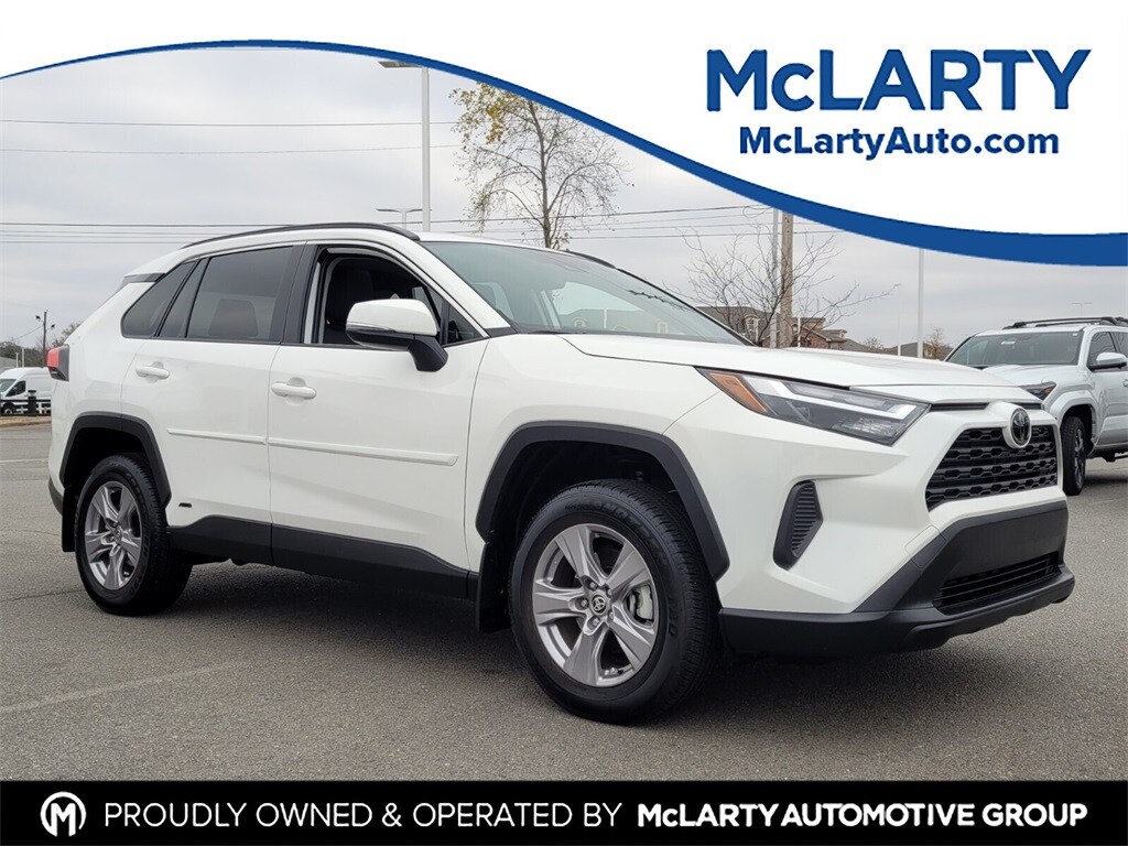 Used 2025 Toyota RAV4 Hybrid XLE SUV