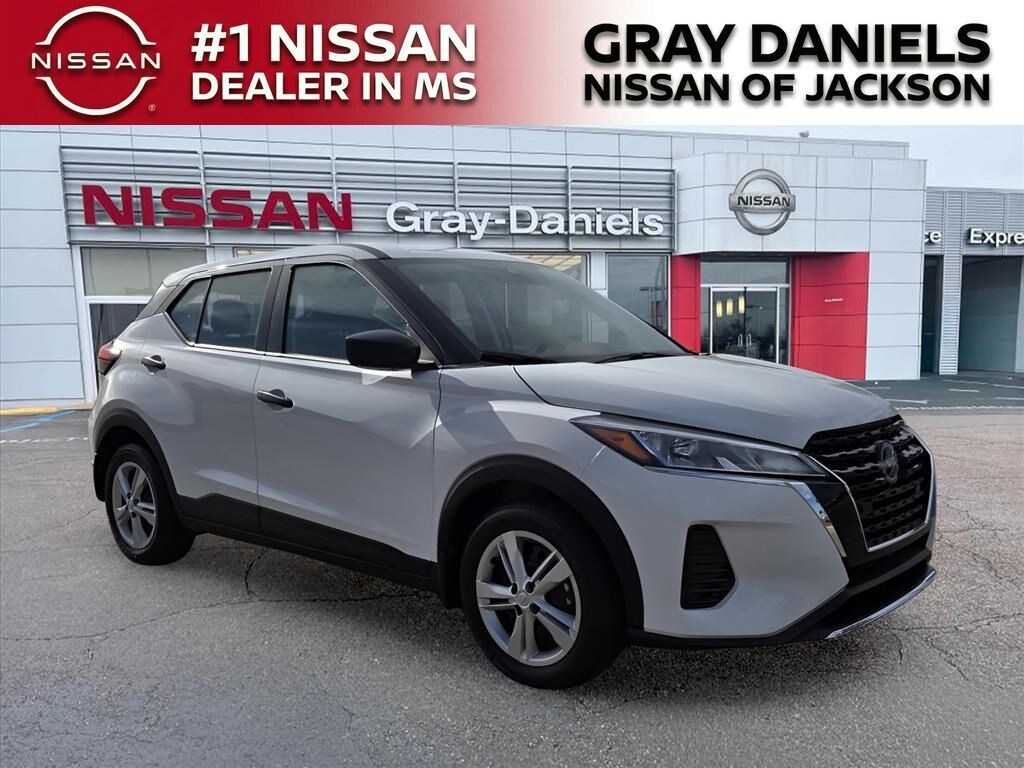 Used 2025 Nissan Kicks Play S SUV