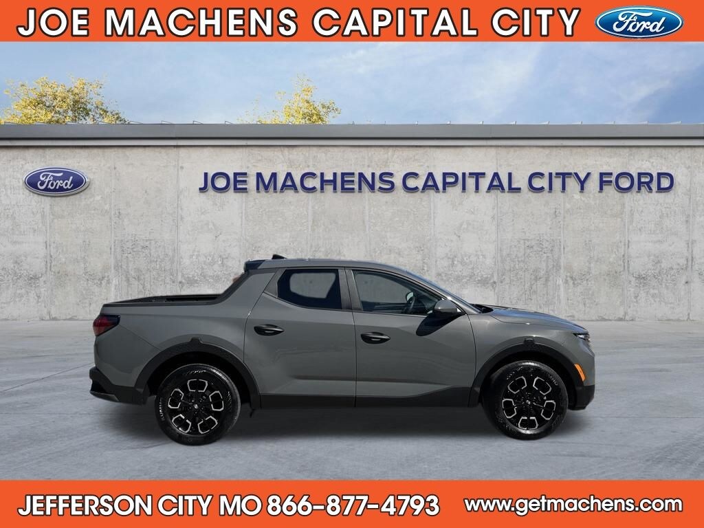 Used 2024 Hyundai Santa Cruz 2.5L SE Truck Crew Cab