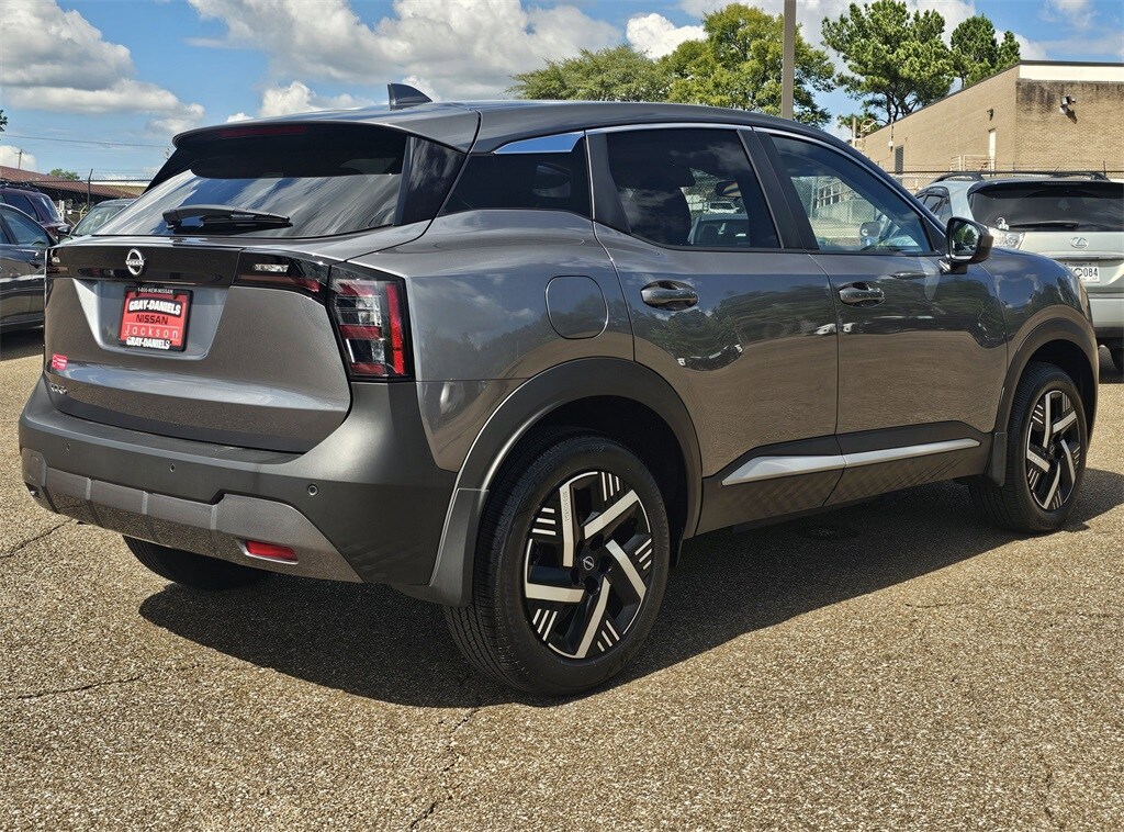 Used 2025 Nissan Kicks SV SUV