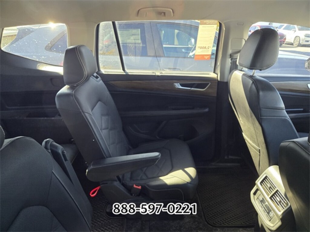 Used 2024 Volkswagen Atlas 2.0T SE w/Technology SUV