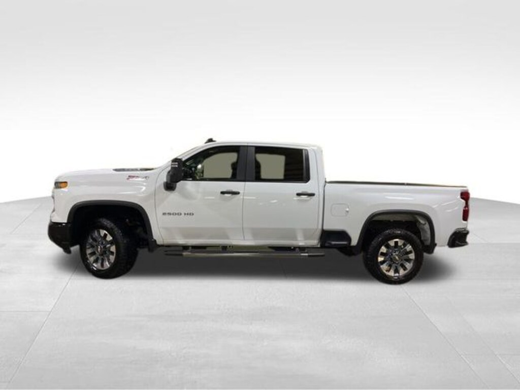 Used 2024 Chevrolet Silverado 2500 HD Custom Truck Crew Cab