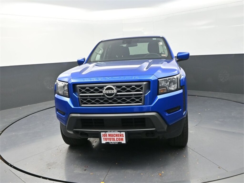 Used 2024 Nissan Frontier SV Truck Crew Cab