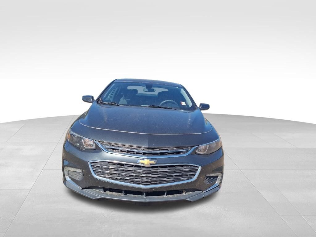 Used 2017 Chevrolet Malibu LT w/1LT Sedan
