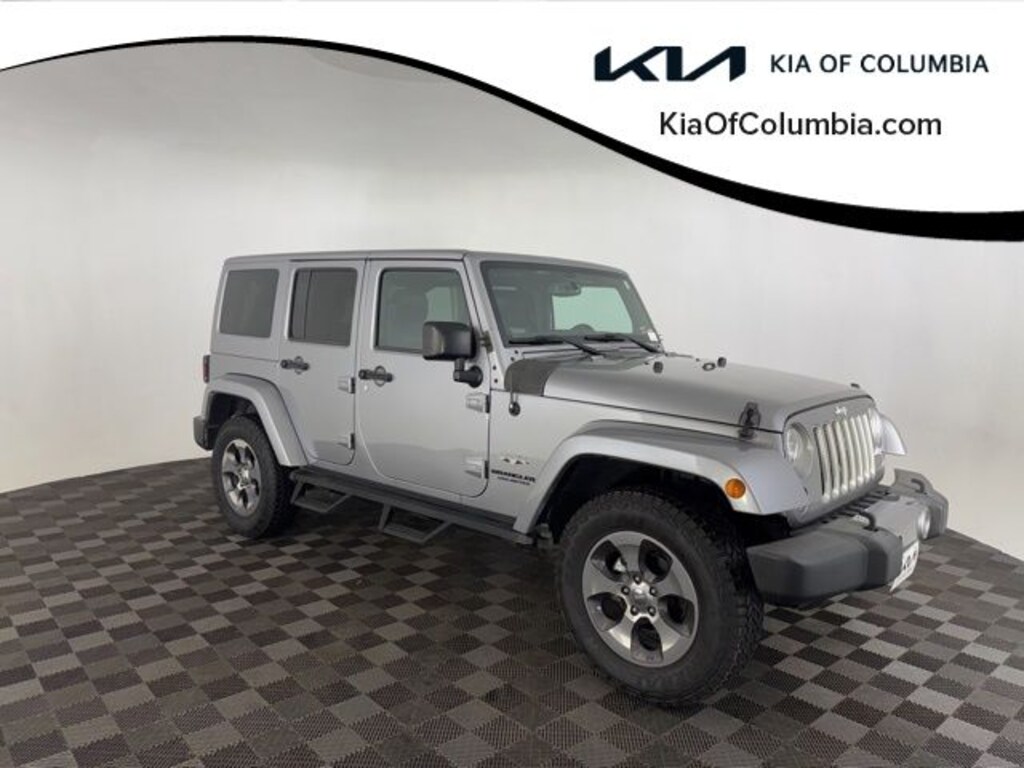 Used 2017 Jeep Wrangler JK Unlimited Sahara 4x4 SUV