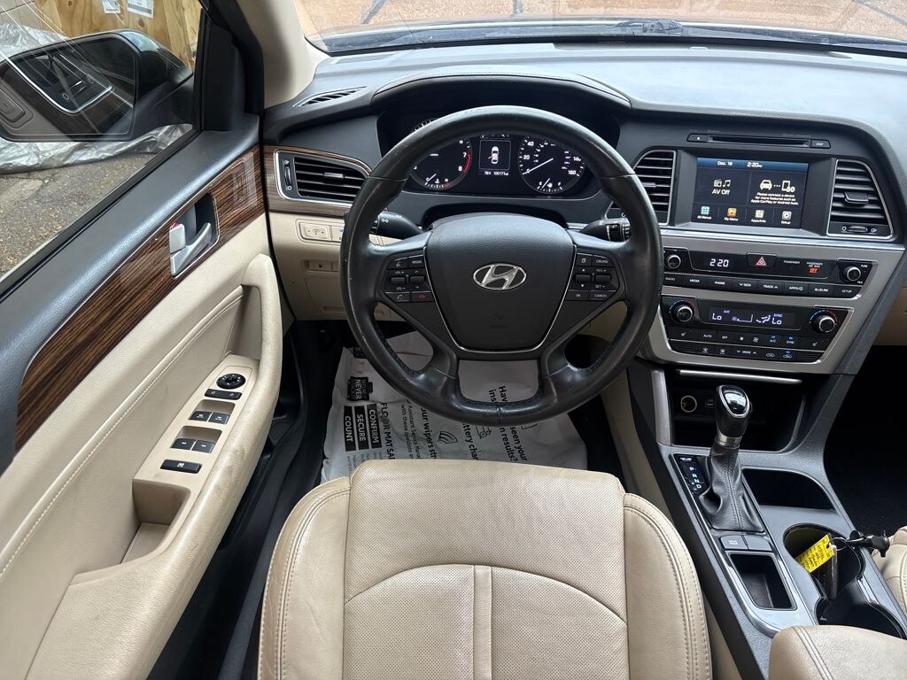 Used 2016 Hyundai Sonata Limited Sedan