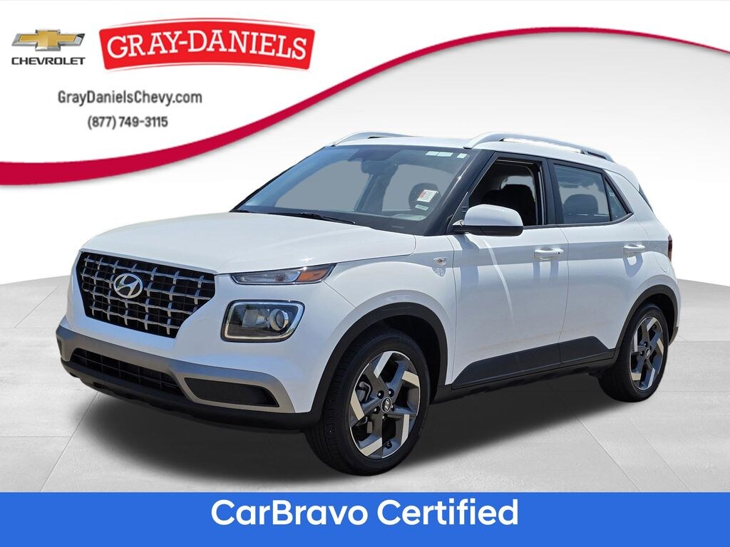Used 2025 Hyundai Venue SEL SUV