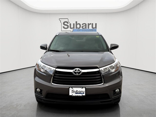 2015 Toyota Highlander XLE photo 2
