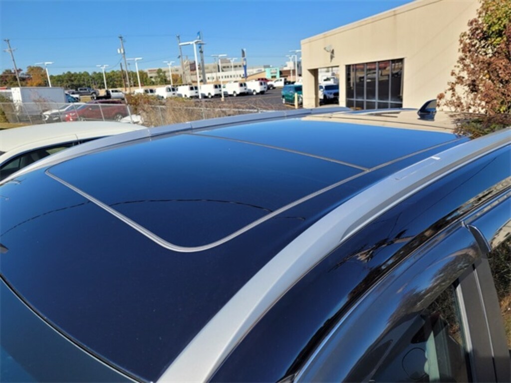 Used 2023 Nissan Rogue SV SUV