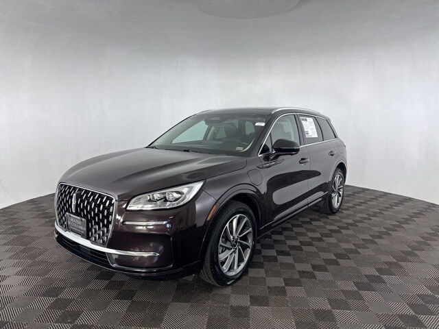 2023 Lincoln Corsair Grand Touring photo 3