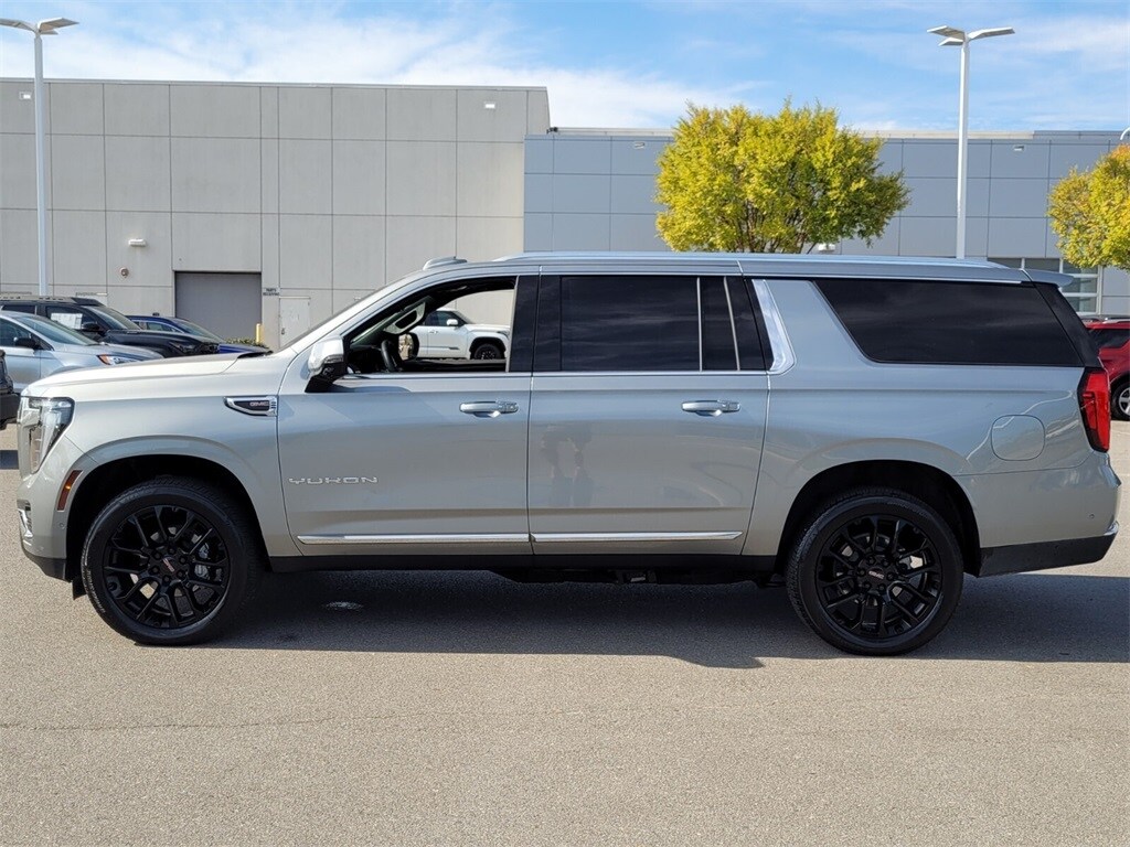 Used 2025 GMC Yukon XL Elevation SUV